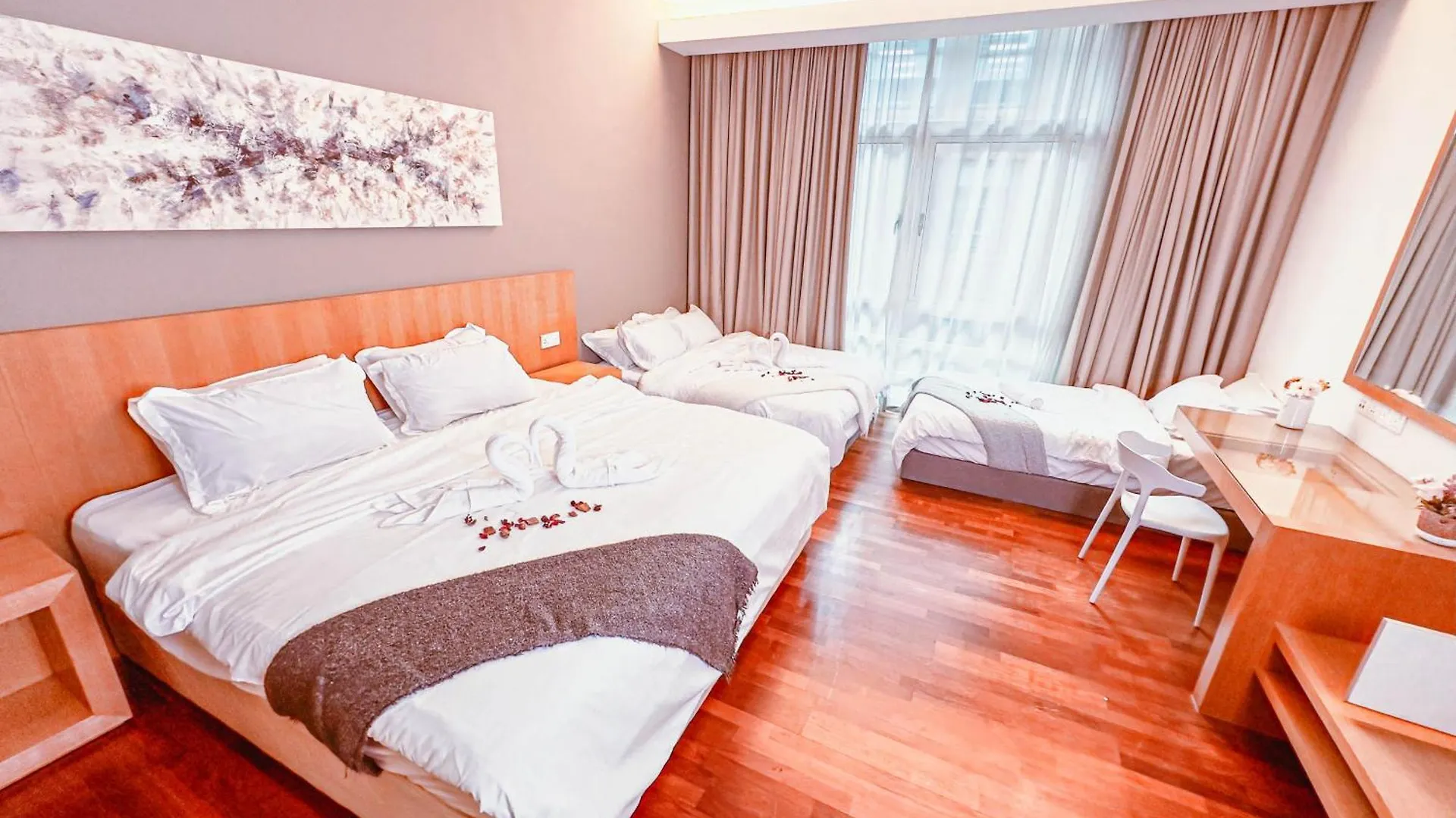 400M To Klcc Bukit Bintang Pavillion Klcc Lrt Walking Distance Lot 163 Zenglo Apartman Kuala Lumpur